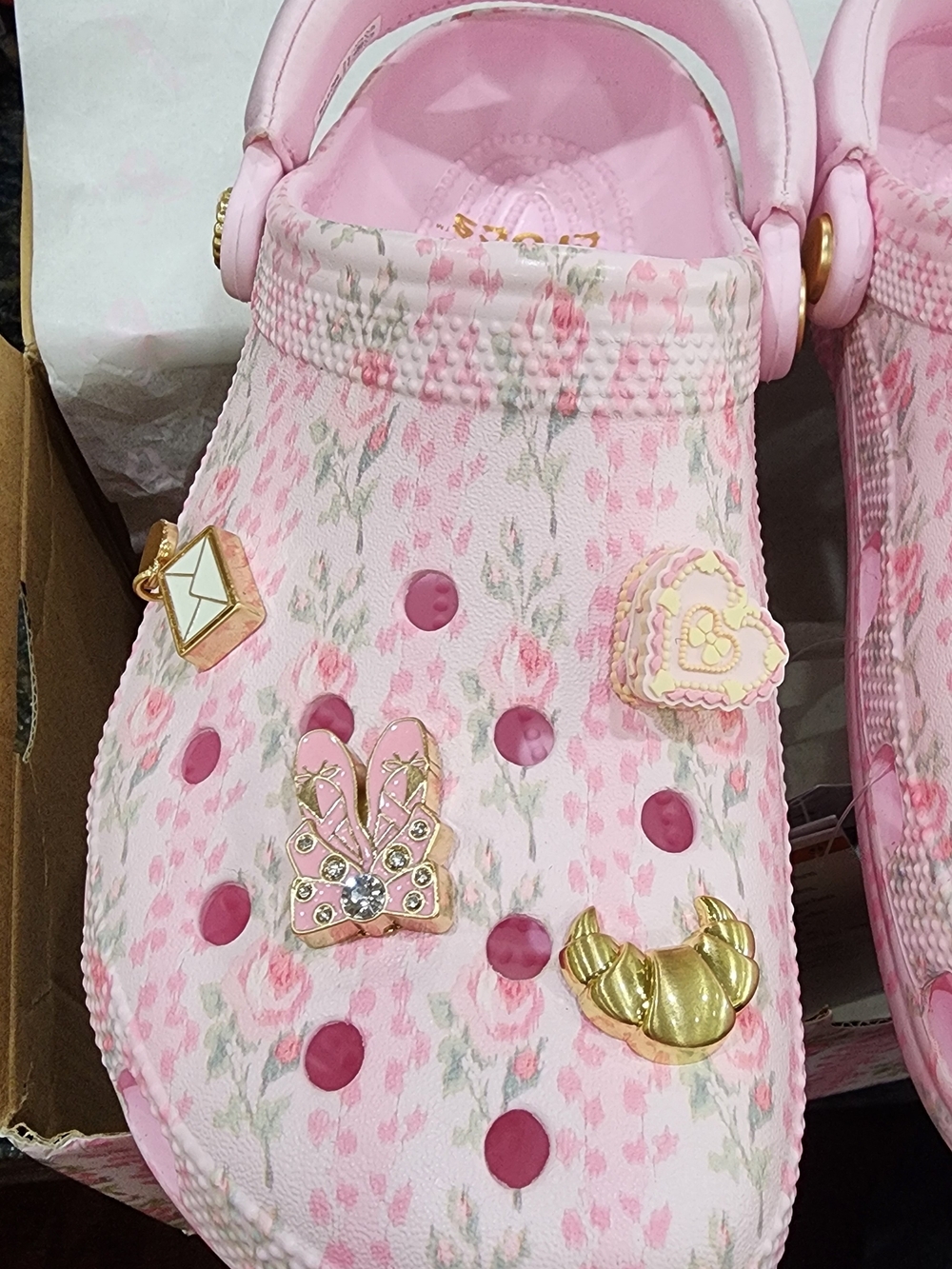 CROCS Pink Floral Pattern Clogs with Charms - Picture 4 of 9